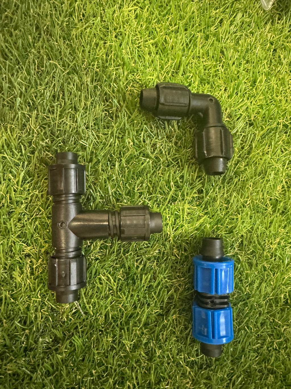 kit misto 12 pezzi Jotto Dripping – raccordo brevettato con gocciolatore integrato per tubi 16mm